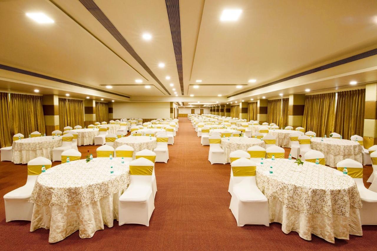 Hotel Central Park Manipal Exterior foto